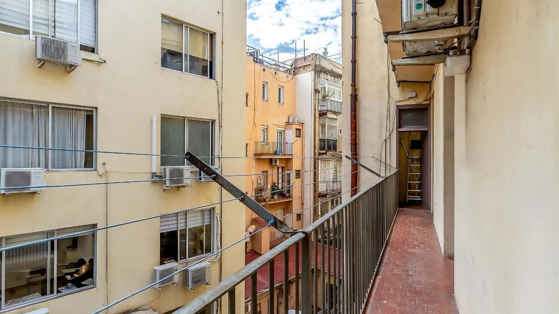 Canela Homes Barcelona Essence