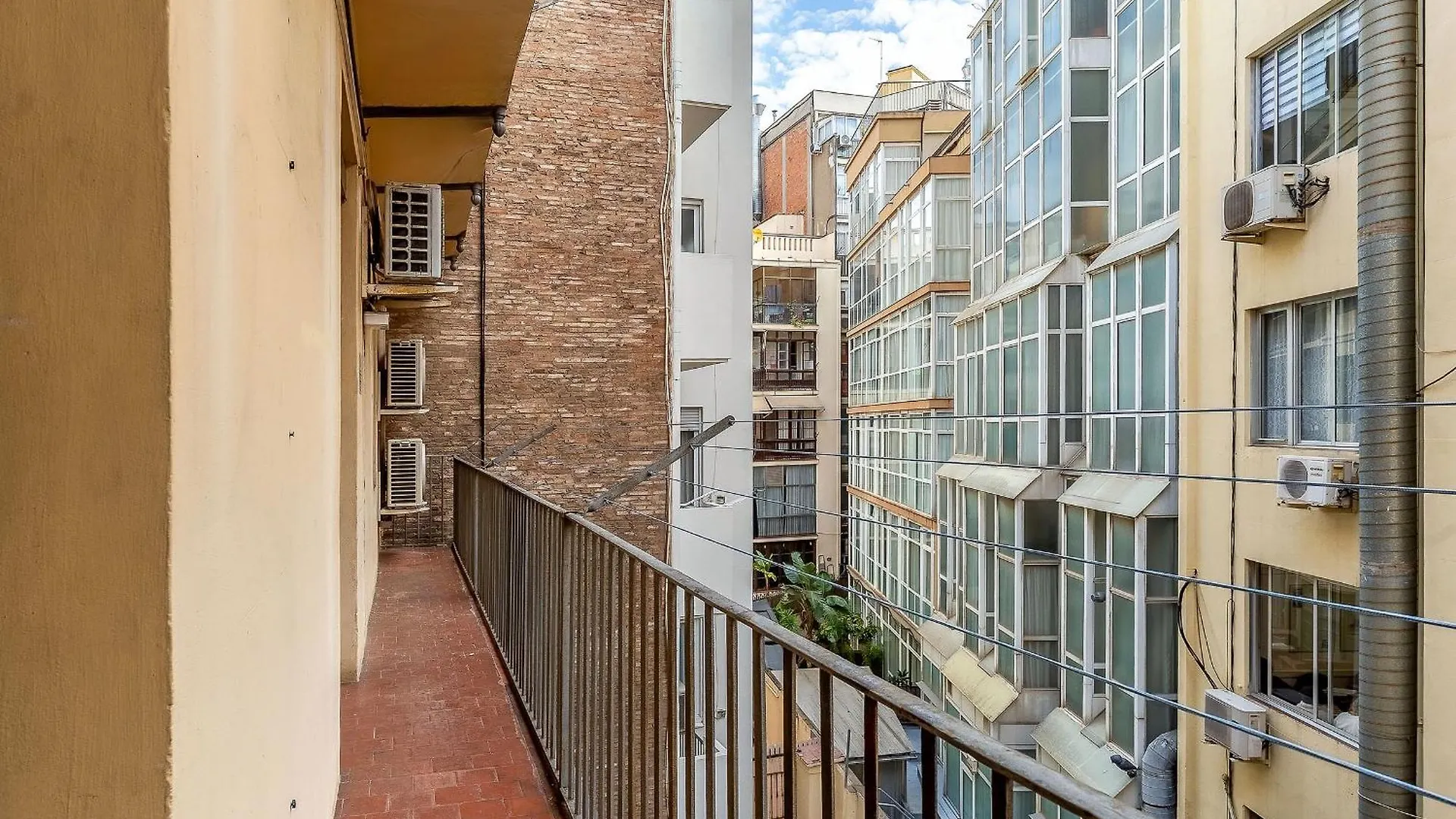 Canela Homes Barcelona Essence