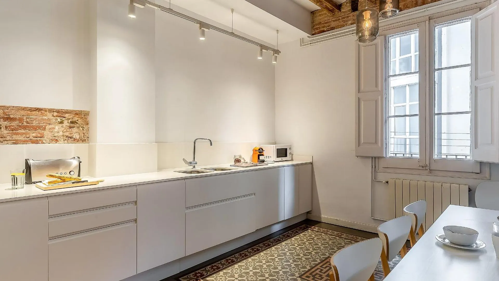 アパート Canela Homes Barcelona Essence